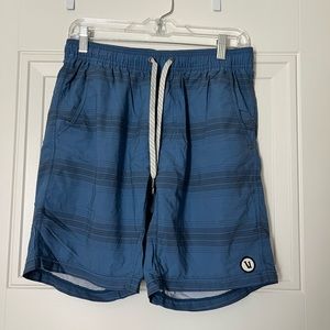 Men’s Vuori Shorts size Medium